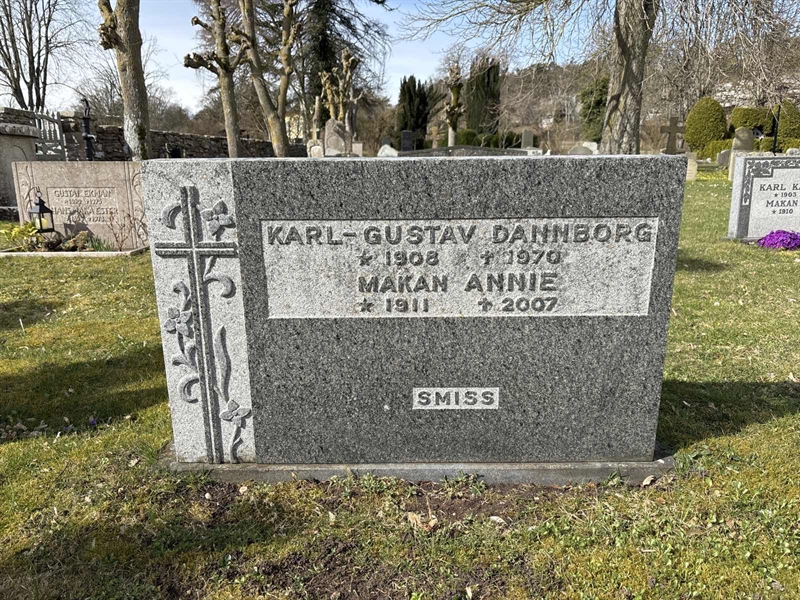 Grave number: LI 153
