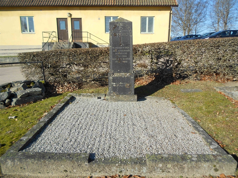 Grave number: NÅ G5     8, 9
