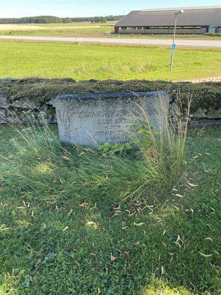 Grave number: SKÄ J  2200