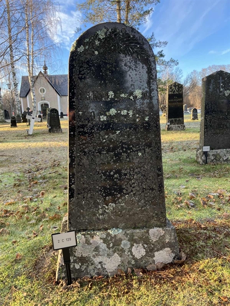 Hautatunnus: 2 C   129