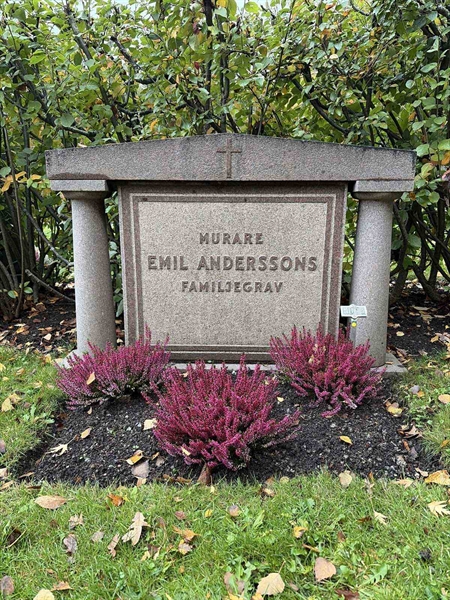 Grave number: 1 ND    96