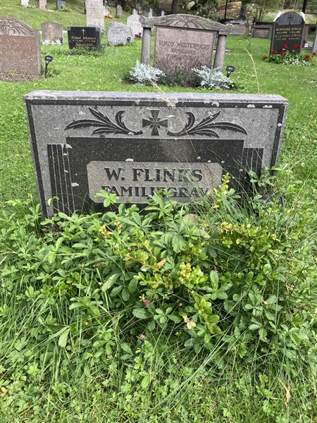 Grave number: 1 09     3