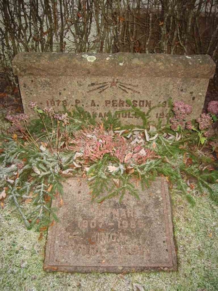 Grave number: KV 3   171-172