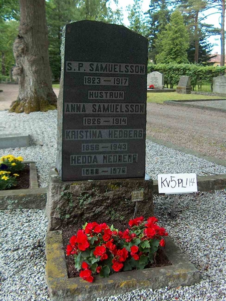 Grave number: HÖB 5   114
