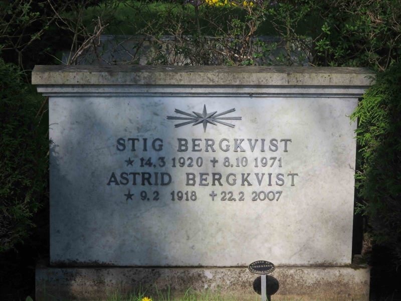 Grave number: HÖB 68    93