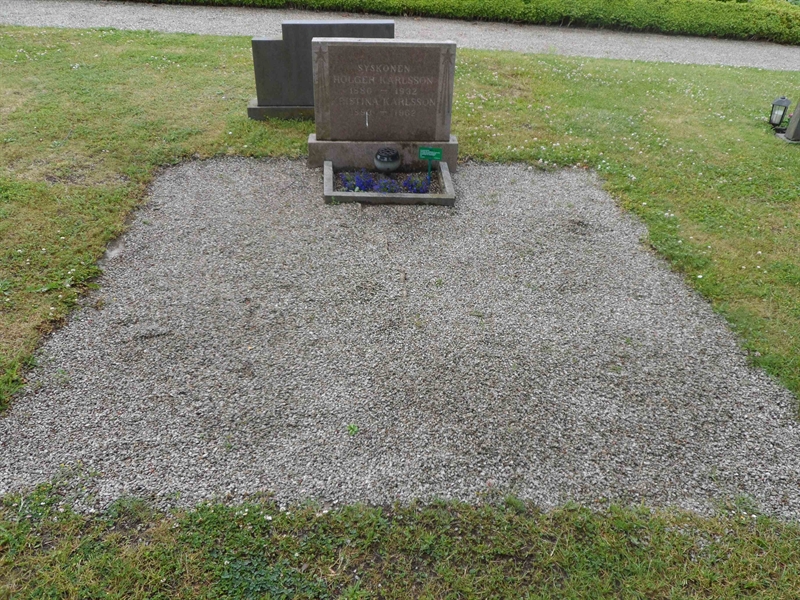 Grave number: ÖV H     3, 4