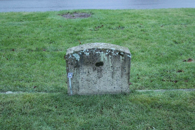 Grave number: ÖKK 1    22, 23