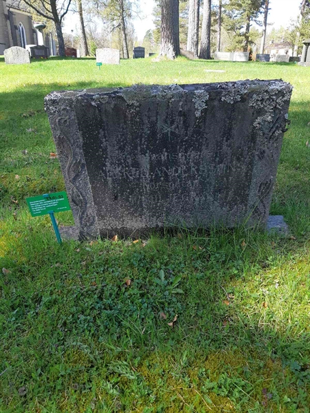 Grave number: 2 B   121-122