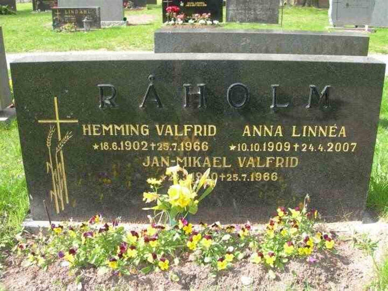 Grave number: 1 GA 04 362-364