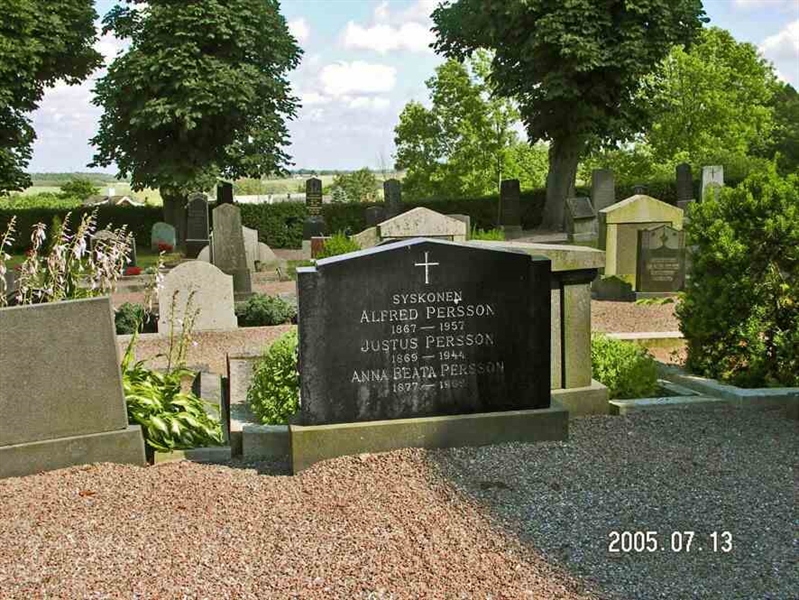 Grave number: 3 J     4, 5, 6