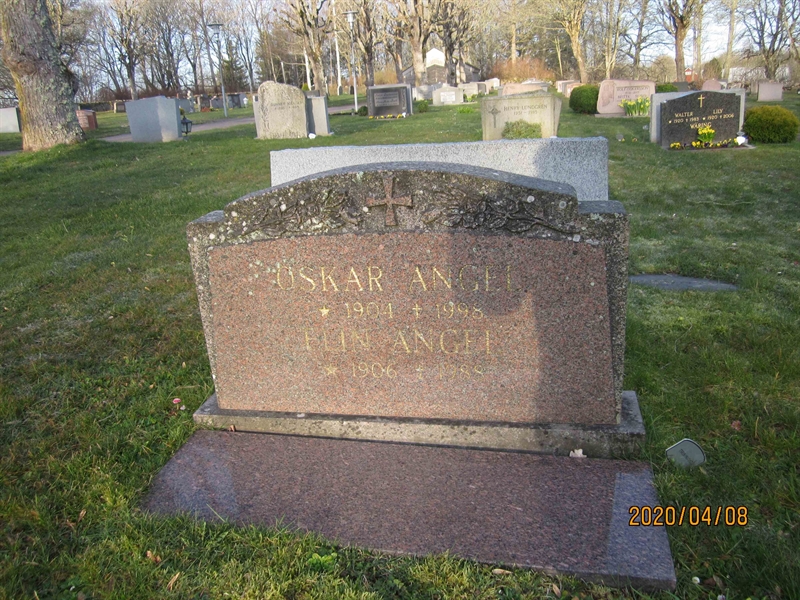 Grave number: 02 K   40