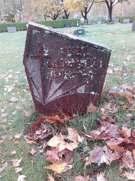 Grave number: JÄ 07    83