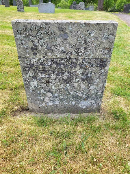 Grave number: kö 01 05   170