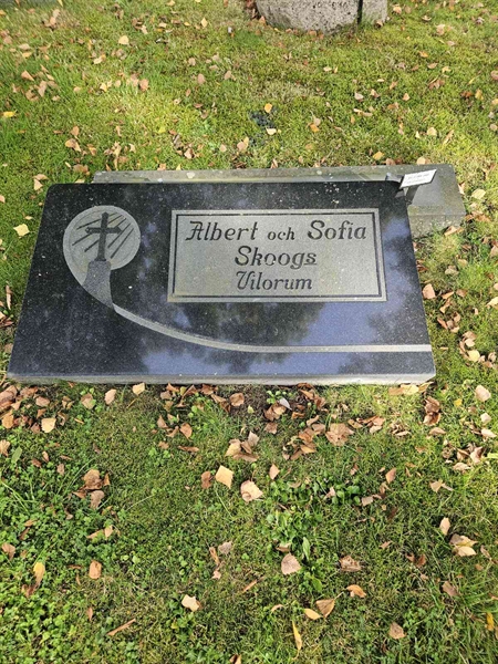 Grave number: Fr 7   999-1000
