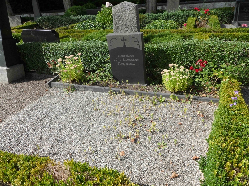 Grave number: HGK 3    54