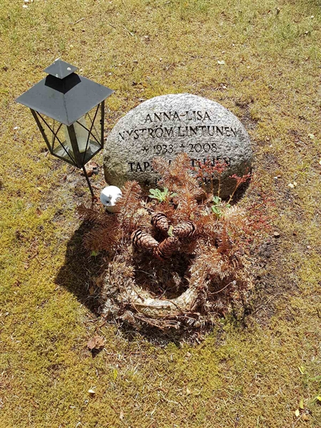 Grave number: 01 14746