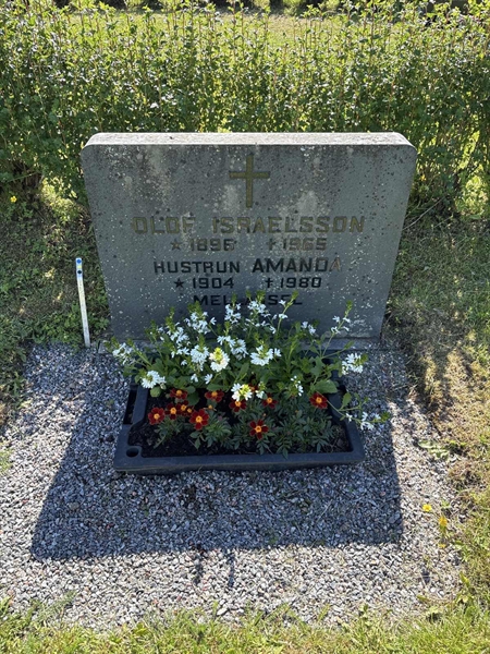 Grave number: 4 G GK    57-58