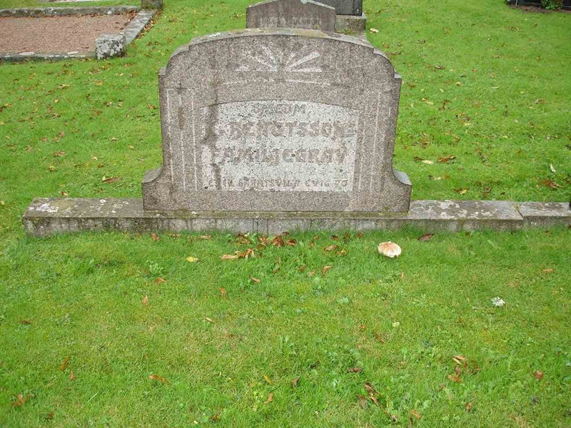 Grave number: HK H    27, 28
