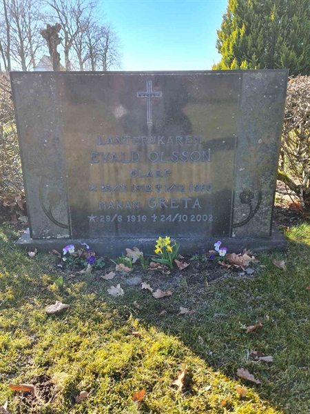 Hautatunnus: Ä N H 91, 92
