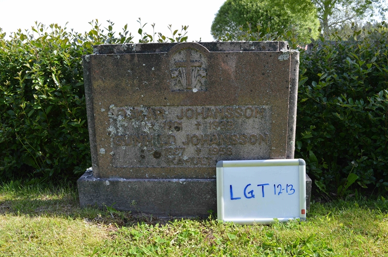 Grave number: LG T    12, 13