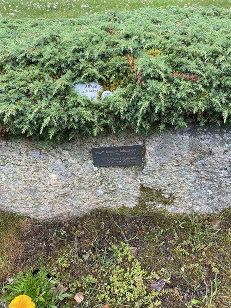 Grave number: TN AL 5    40-41