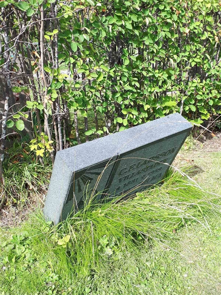 Gravnummer: NK F A   140