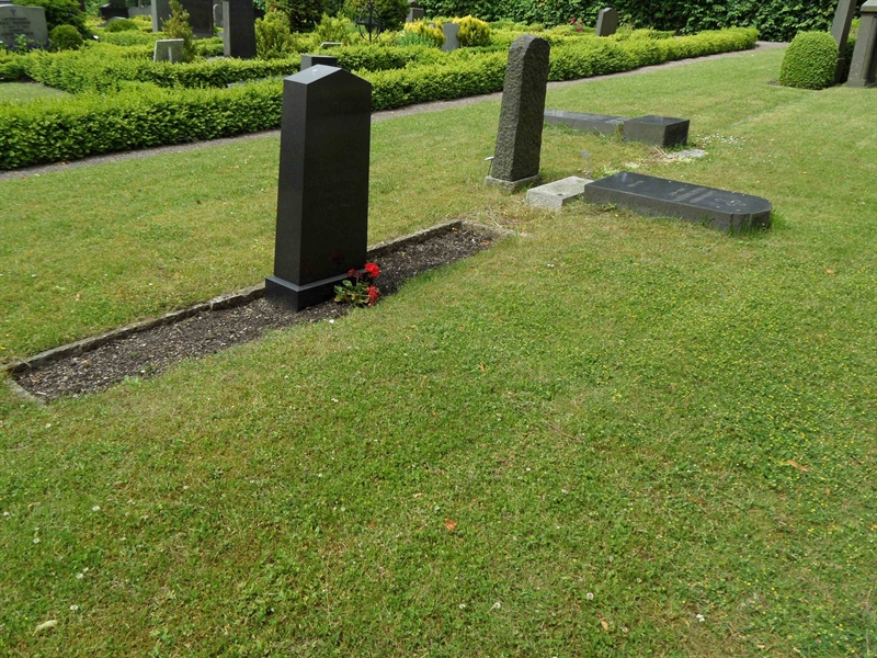 Grave number: KK B    40