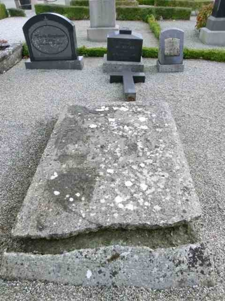 Grave number: ÖK C    010