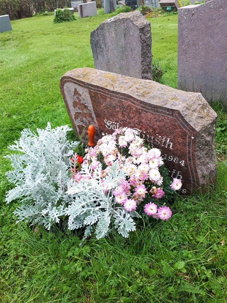 Hautatunnus: NK F B  1014