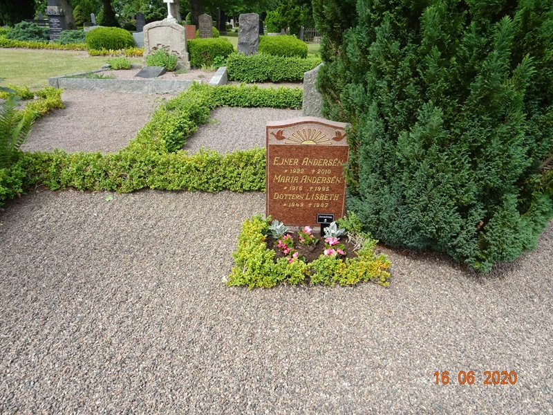 Grave number: NK 2 DF    25, 26