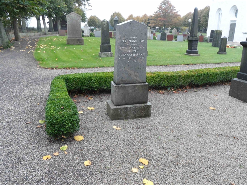 Grave number: 2 01    10