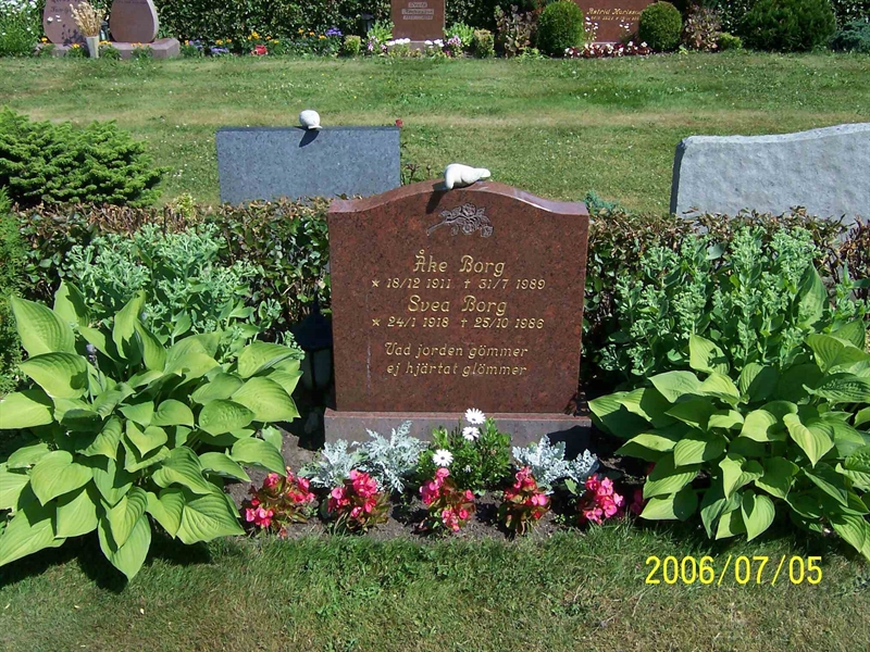 Grave number: 5 J    29, 30