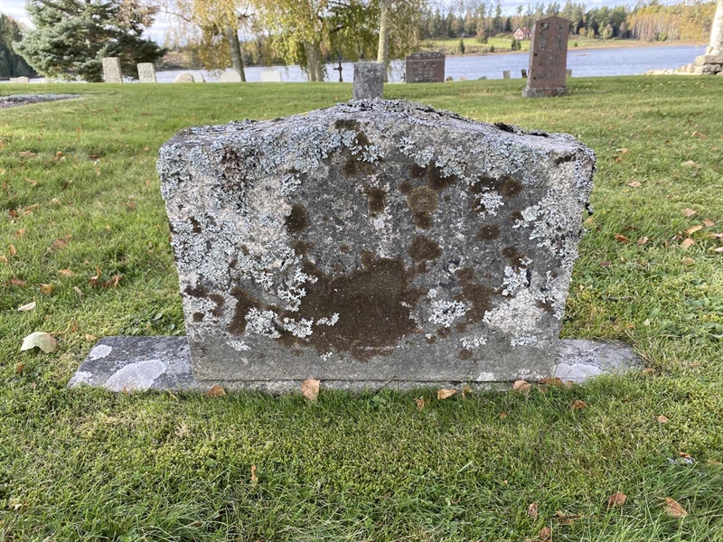 Grave number: 4 Ga 20     6