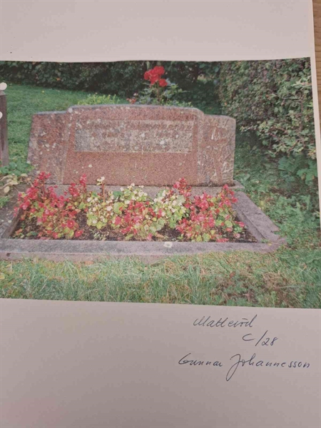 Grave number: 40 C    28