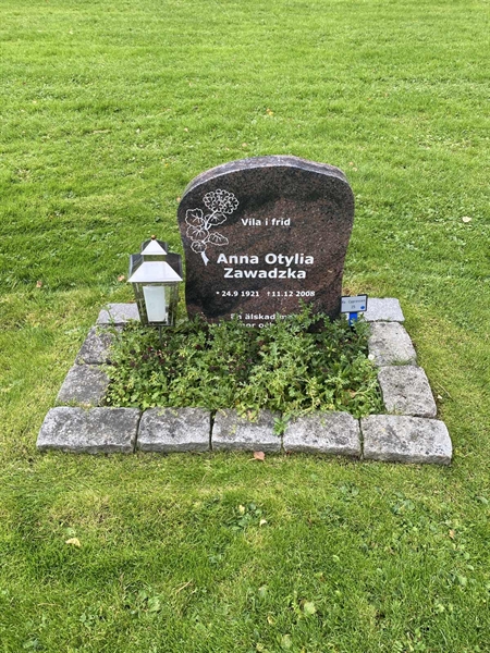 Hautatunnus: 2 C    25