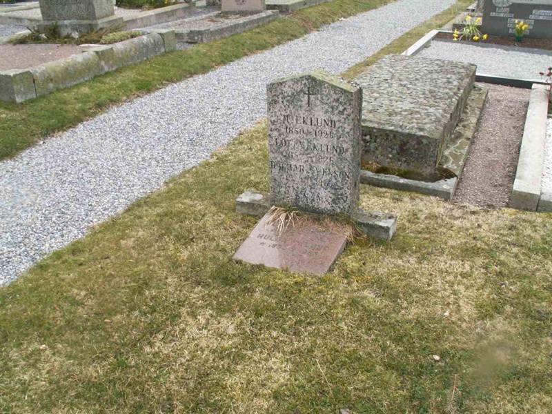Grave number: TG 007  1064