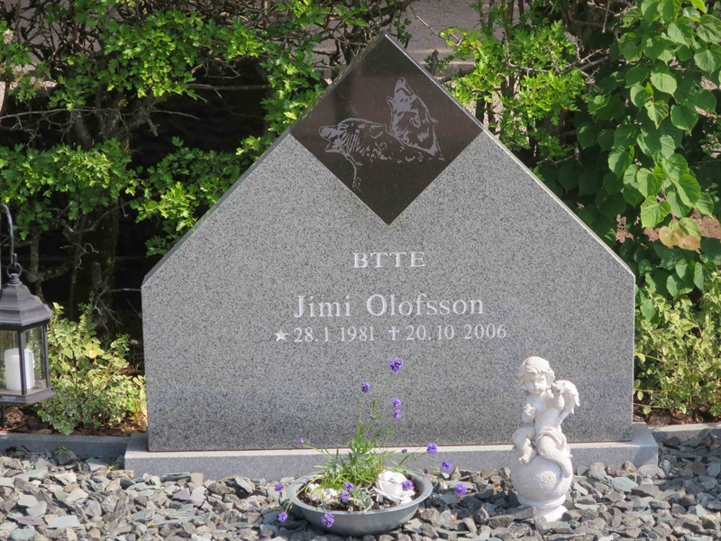 Grave number: HÖB 37    19