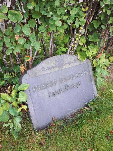 Hautatunnus: NK F G    60