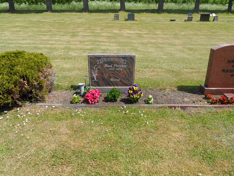 Grave number: ÖV I    40