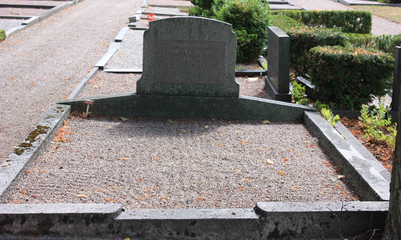 Grave number: Ö 19y    63, 64