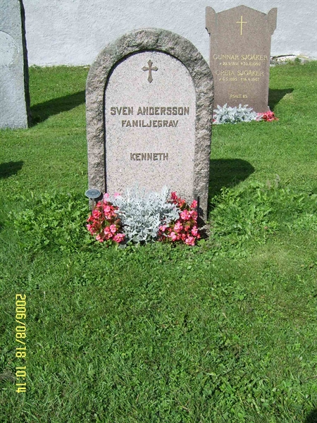 Grave number: F 04   187