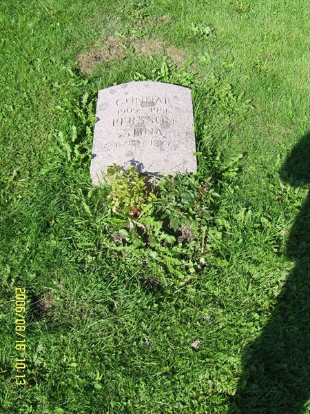 Grave number: F 04   175