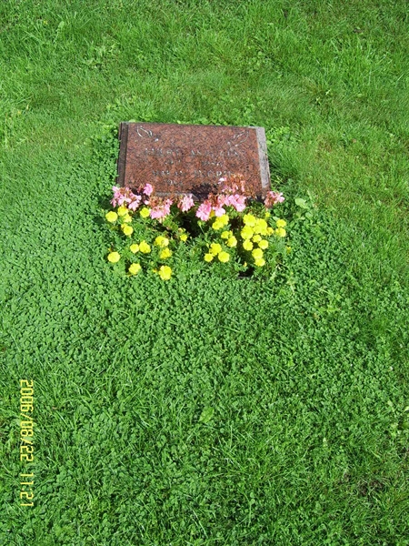 Grave number: F 06    17