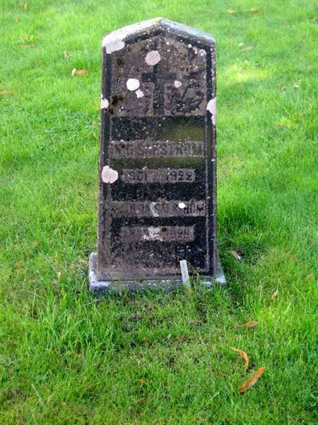 Grave number: T C    37-38