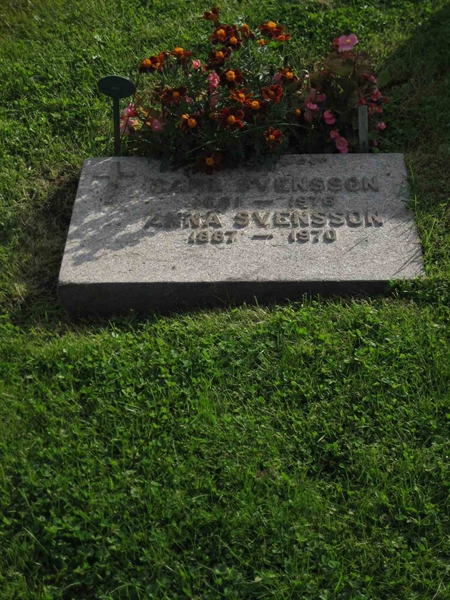 Grave number: F 18    72