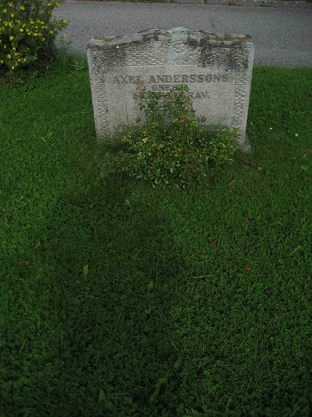 Grave number: F 15    55-56