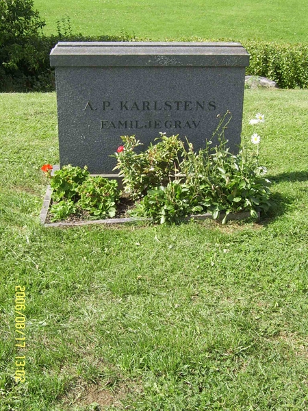 Grave number: F 01    10-11