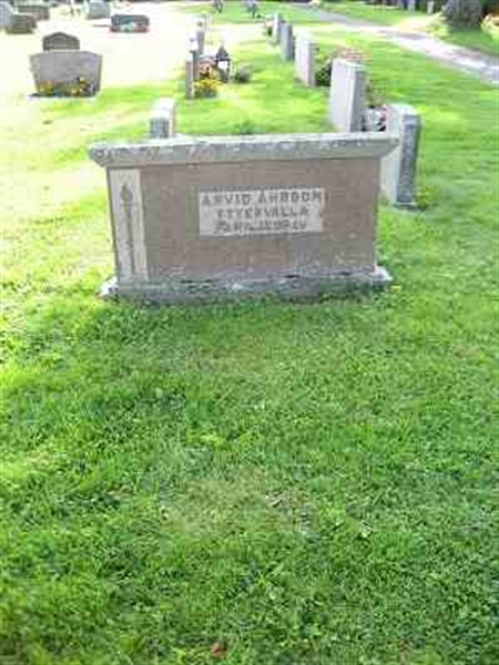 Grave number: F 17    18-19