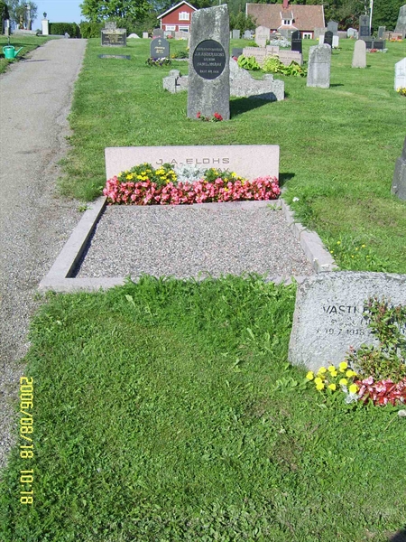 Grave number: F 04   224-225