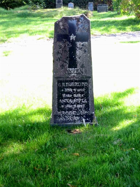 Grave number: T C    53